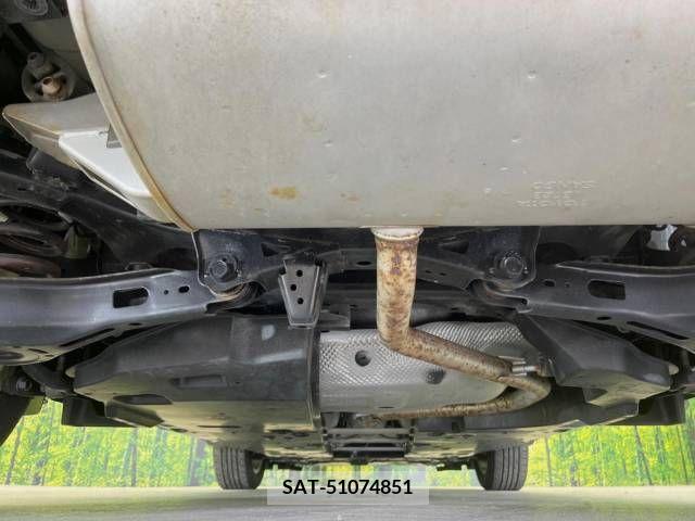 Toyota C-HR 2017-09 323008-19