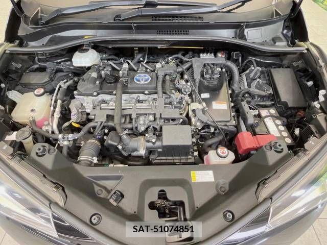 Toyota C-HR 2017-09 323008-18