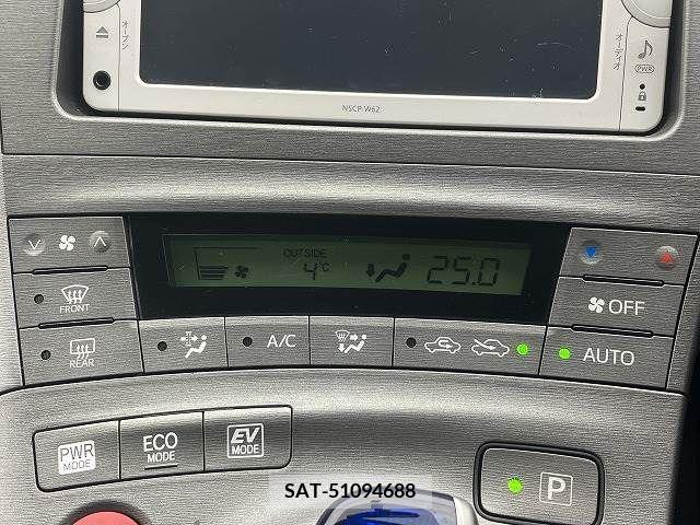 Toyota PRIUS 2013-07 322025-8