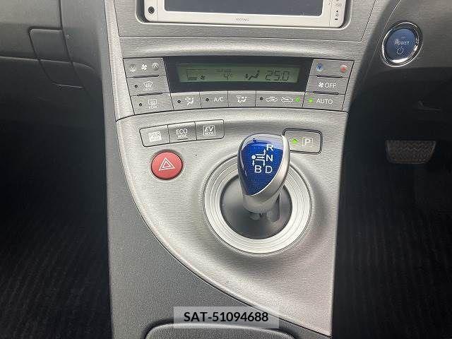Toyota PRIUS 2013-07 322025-13