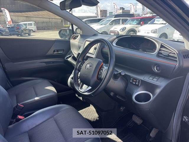 Toyota SIENTA 2018-08 385174-15