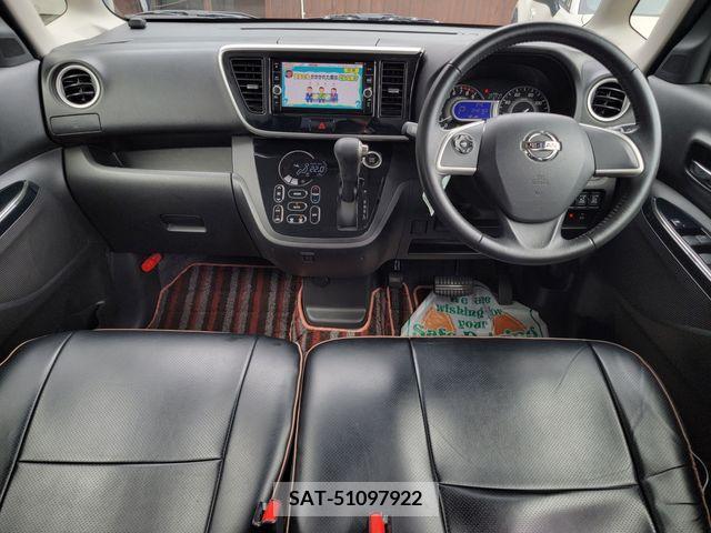 Nissan ROOX 2017-11 323856-15