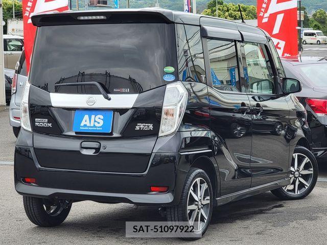 Nissan ROOX 2017-11 323856-7