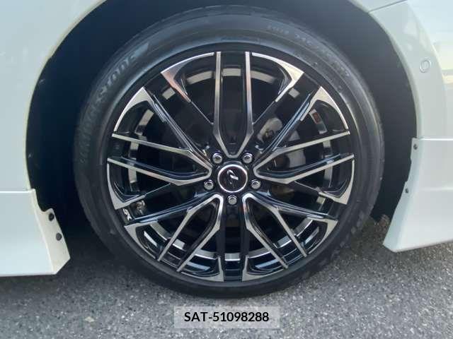 Toyota PRIUS 2018-08 281779-4