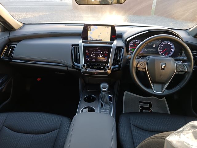Toyota CROWN SEDAN 2018-12 17115-8