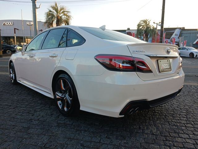 Toyota CROWN SEDAN 2018-12 17115-2