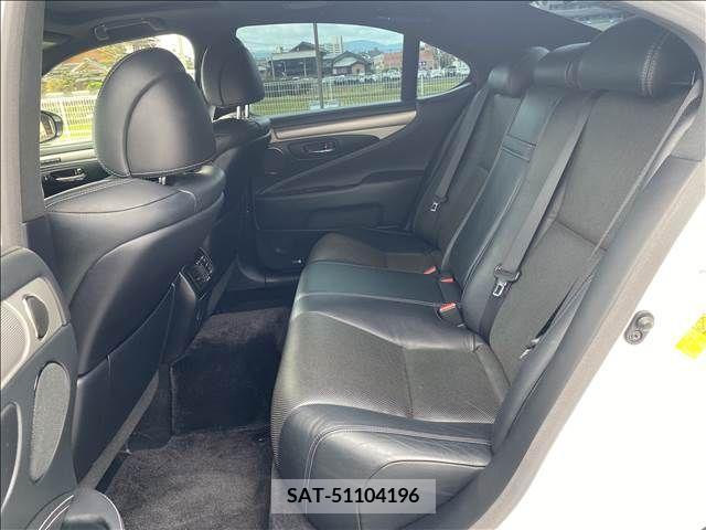 Lexus LS 2014-07 203649-5