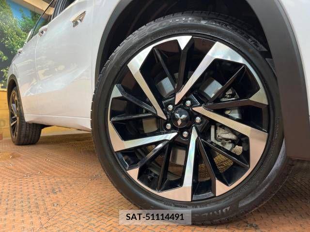 Mitsubishi OUTLANDER PHEV 2023-07 303901-13