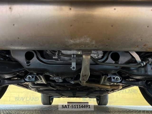 Mitsubishi OUTLANDER PHEV 2023-07 303901-18