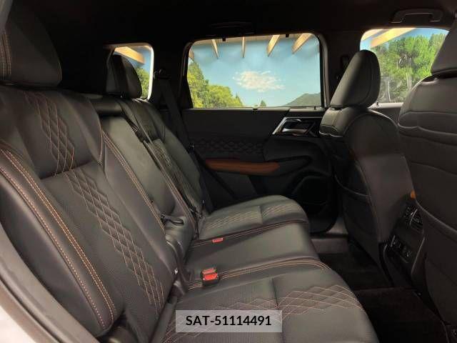 Mitsubishi OUTLANDER PHEV 2023-07 303901-9
