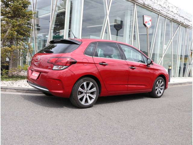 Citroen C4 2016-04 8660-2