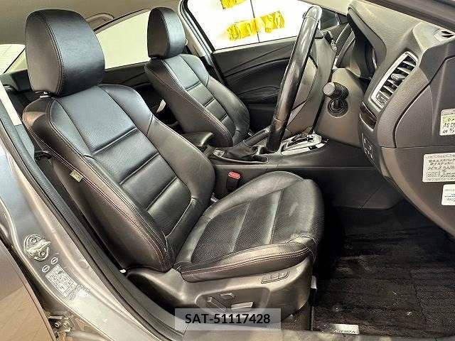Mazda ATENZA 2013-08 303670-8