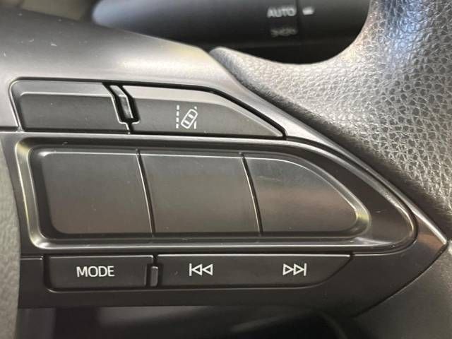 Toyota YARIS 2022-07 27434-6