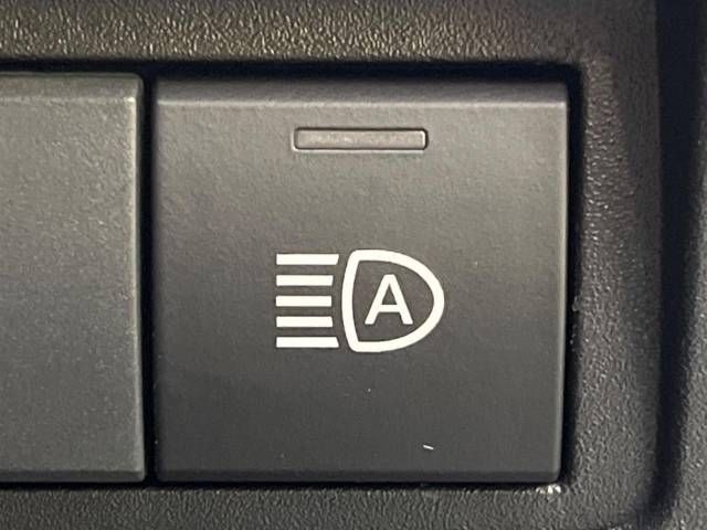 Toyota YARIS 2022-07 27434-5