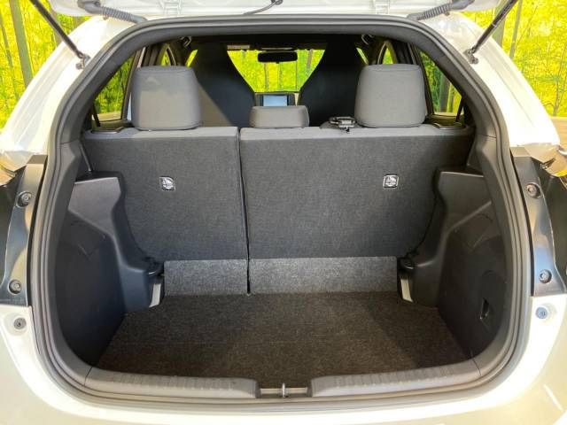 Toyota YARIS 2022-07 27434-10