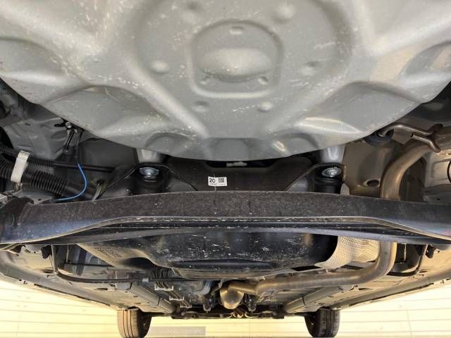 Toyota YARIS 2022-07 27434-19