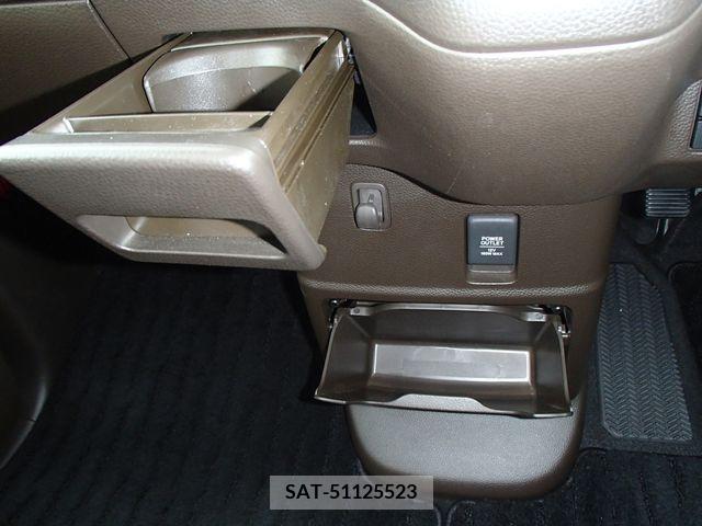 Honda N BOX 2021-02 202338-13