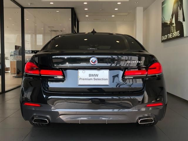 Bmw 5 SERIES 2023-01 16834-4