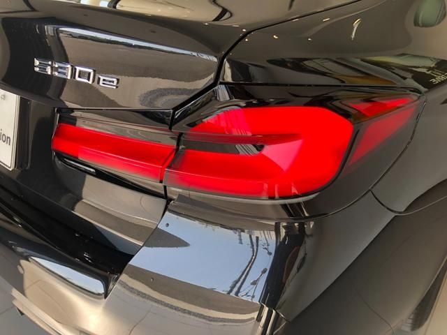 Bmw 5 SERIES 2023-01 16834-8