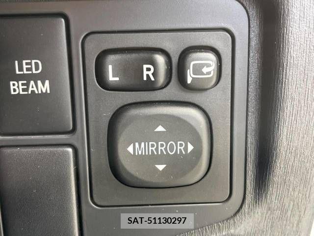 Toyota PRIUS 2015-07 221881-7