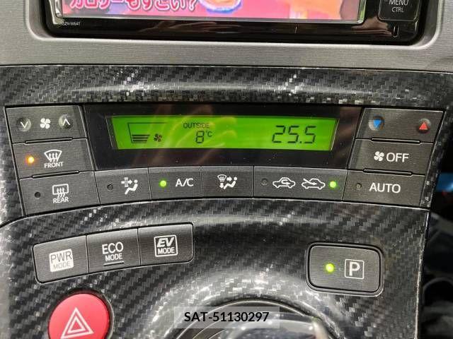 Toyota PRIUS 2015-07 221881-6