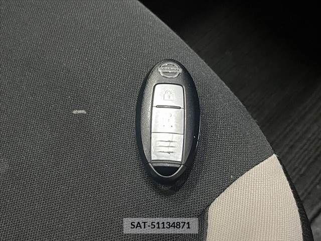 Nissan NOTE 2017-03 256937-17