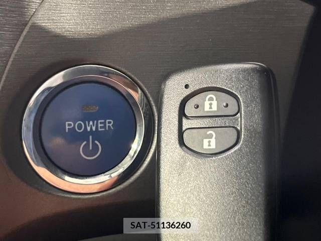 Toyota PRIUS 2013-05 340010-4