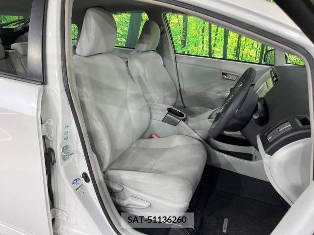 Toyota PRIUS 2013-05 340010-8