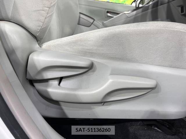 Toyota PRIUS 2013-05 340010-6