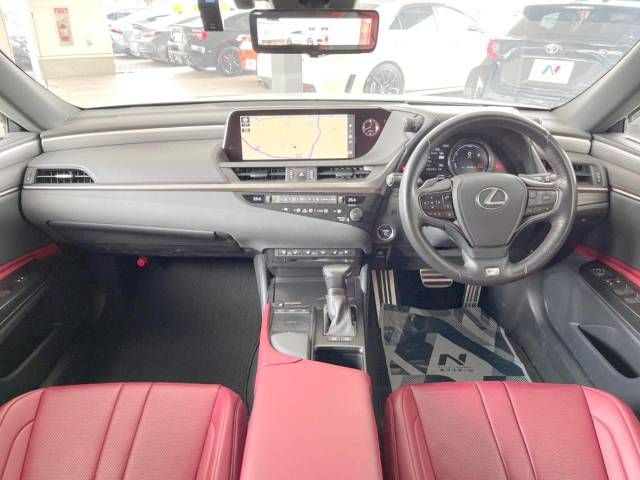 Lexus ES 2019-01 27367-1