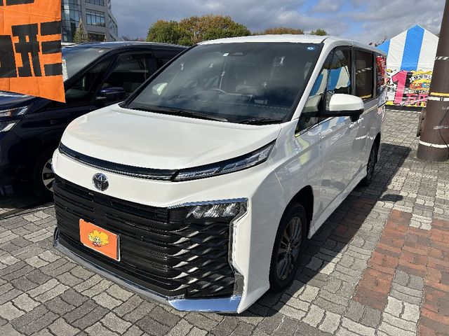 Toyota VOXY 2023-04 186265-0