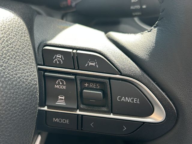 Toyota VOXY 2023-04 186265-18