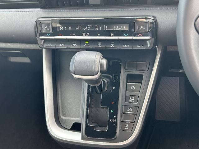 Toyota VOXY 2023-04 186265-16