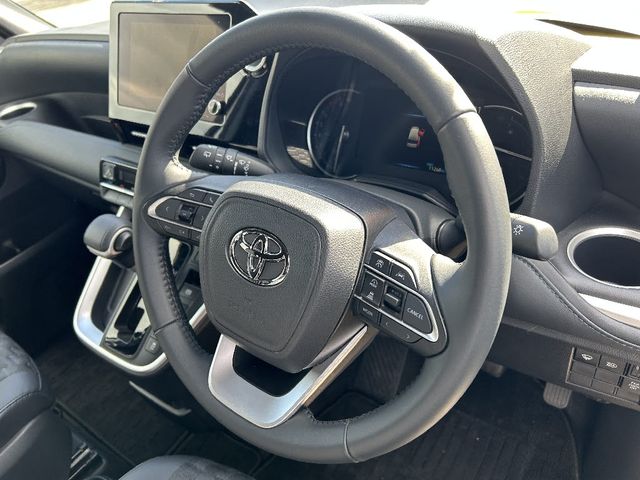 Toyota VOXY 2023-04 186265-10