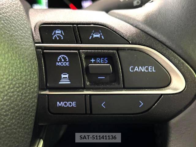 Toyota VOXY 2023-10 289979-3