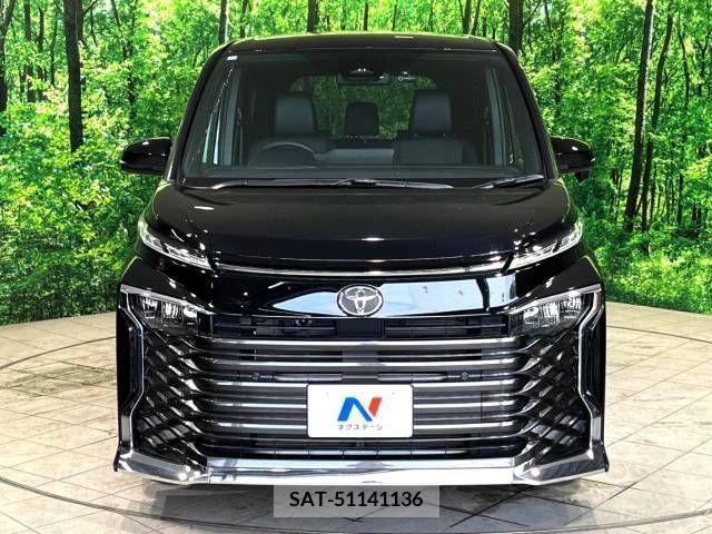 Toyota VOXY 2023-10 289979-15