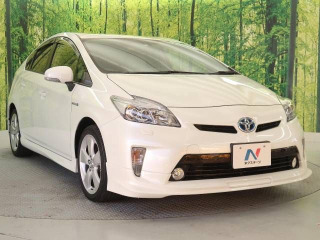 Toyota PRIUS 2014-11 194605-16