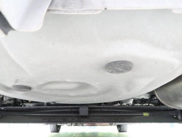 Toyota SIENTA 2016-06 16294-19