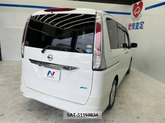 Nissan SERENA 2011-01 327453-18