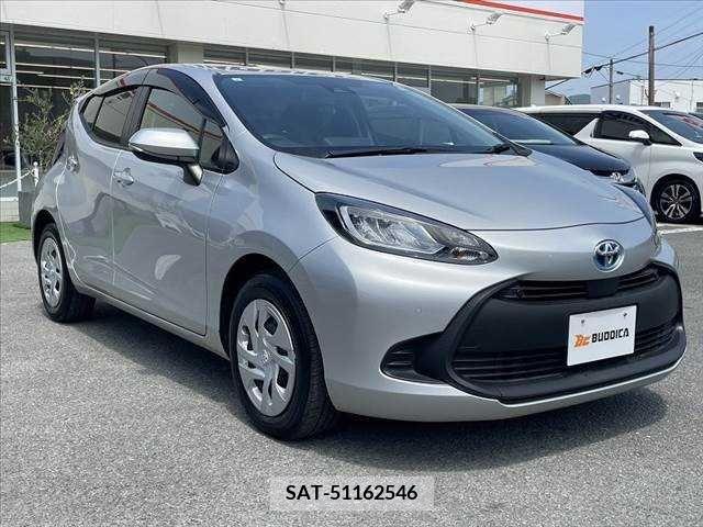Toyota AQUA 2023-03 260488-9