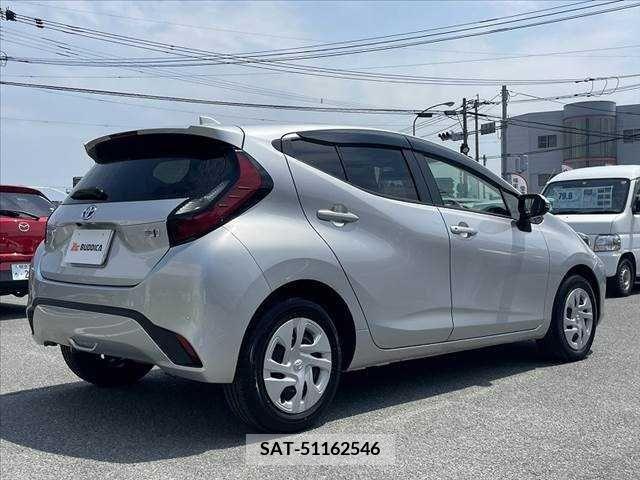 Toyota AQUA 2023-03 260488-12