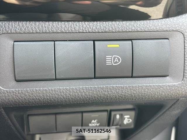 Toyota AQUA 2023-03 260488-5