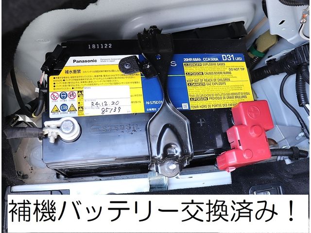 Lexus LS 2012-05 184089-25