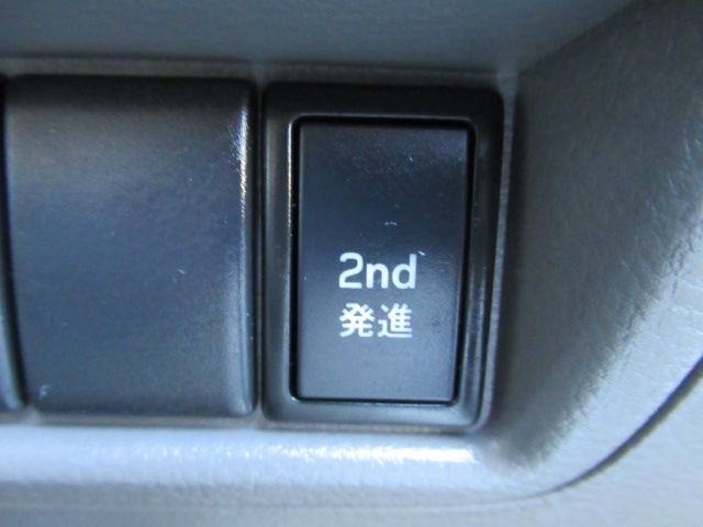 Suzuki EVERY 2018-09 181352-19