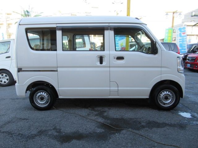 Suzuki EVERY 2018-09 181352-3