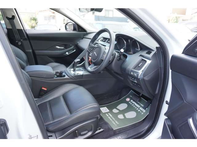 Jaguar E-PACE 2020-01 181121-11