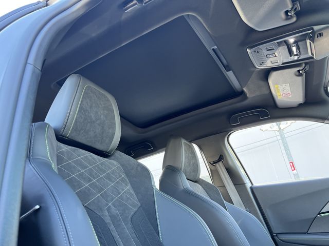 Peugeot 2008 2022-11 24167-2