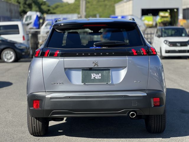 Peugeot 2008 2022-11 24167-28