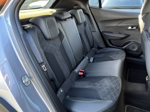 Peugeot 2008 2022-11 24167-17