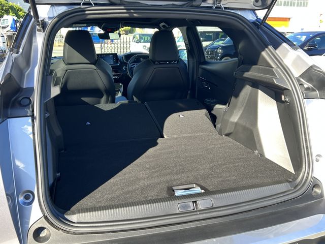 Peugeot 2008 2022-11 24167-21